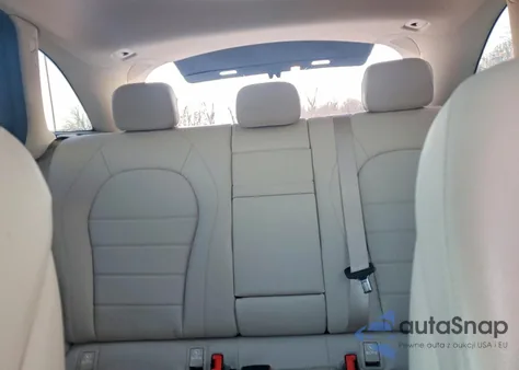 2018 Mercedes-Benz Glc 300 4Matic z USA, uszkodzony, nr VIN WDC0G4KB7JV100726